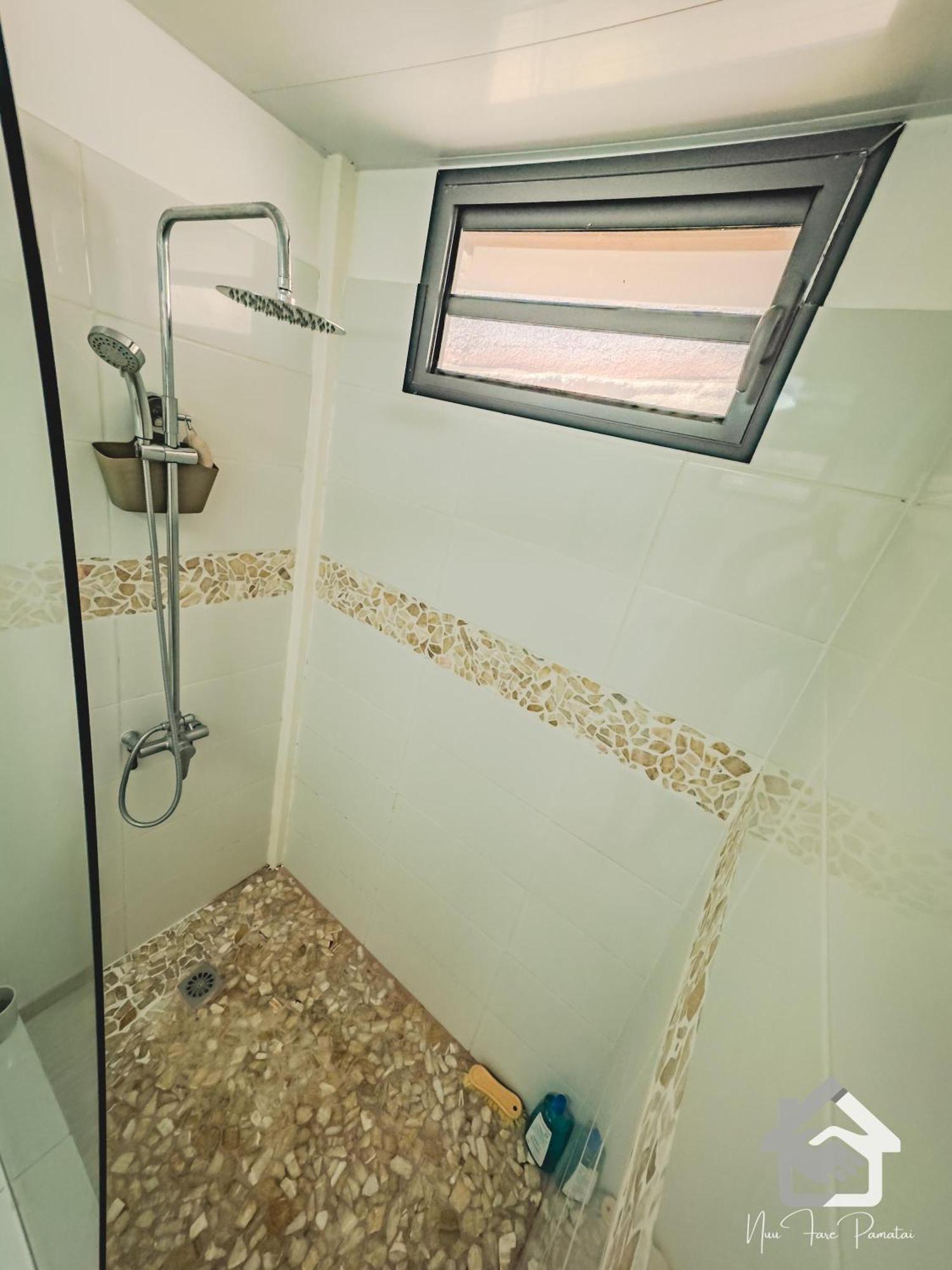 Nuu Fare Faa'a - Pamatai Hotel Faaa Bagian luar foto
